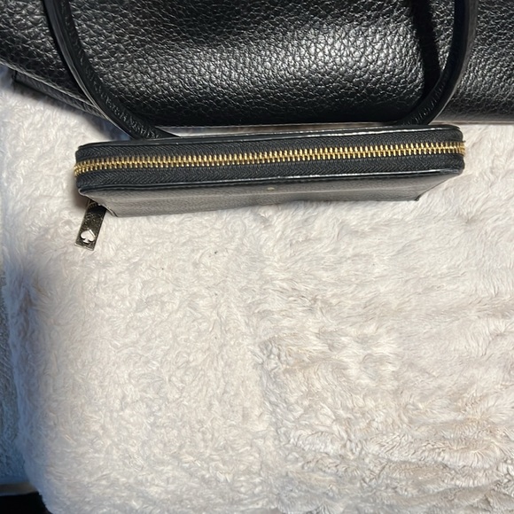 Kate Spade Triple Compartment Handbag With Matching Wallet - Picture 9 of 12